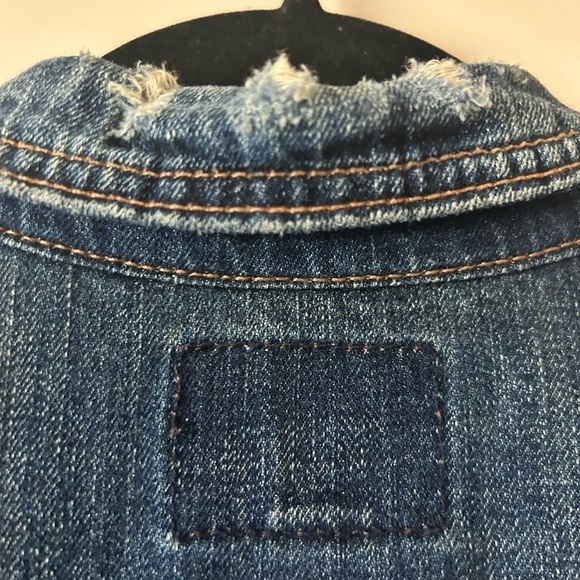 American Eagle Distressed Denim Jacket Small - Picture 3 of 9